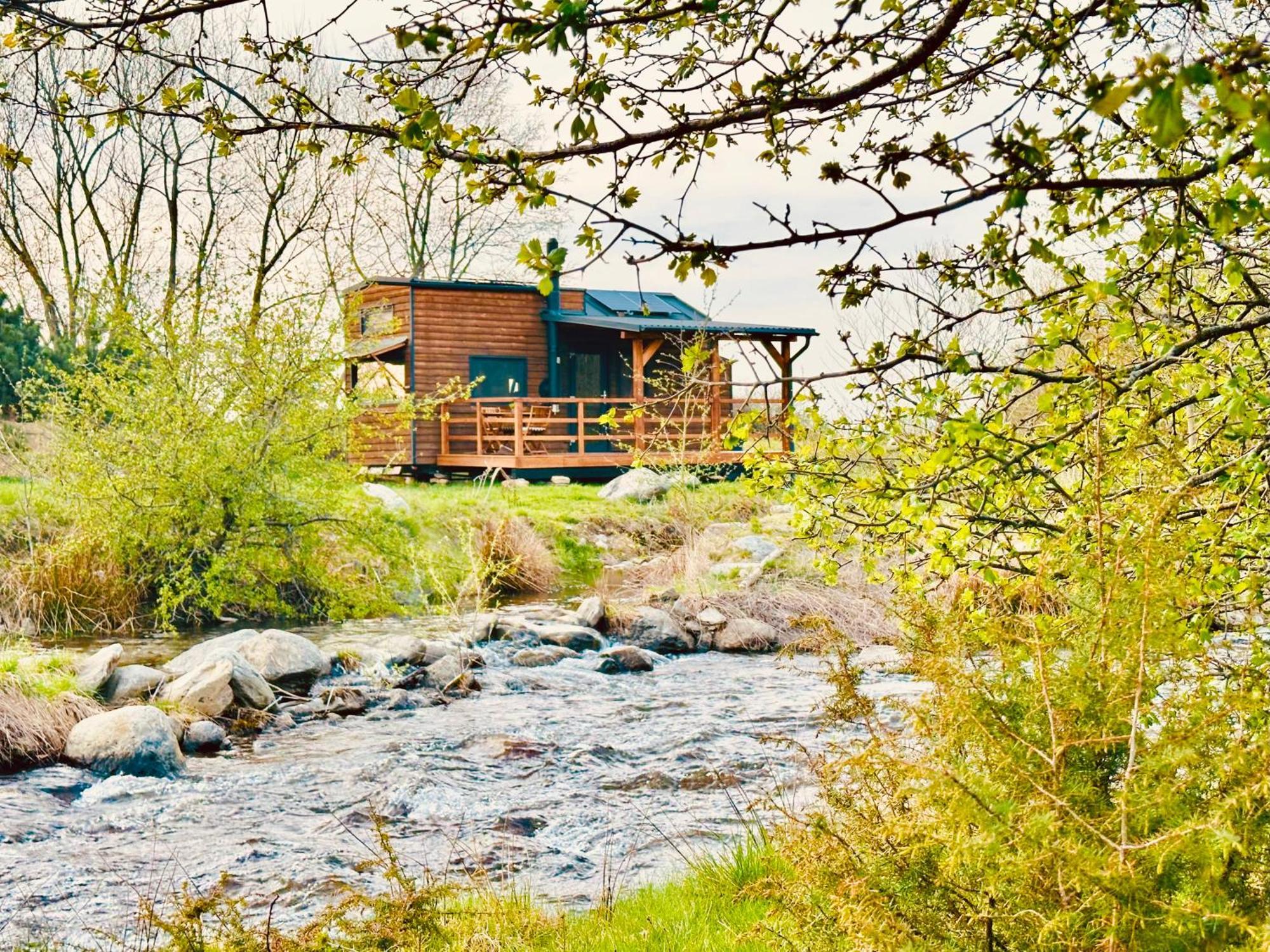Tiny Home Dejani Bagian luar foto